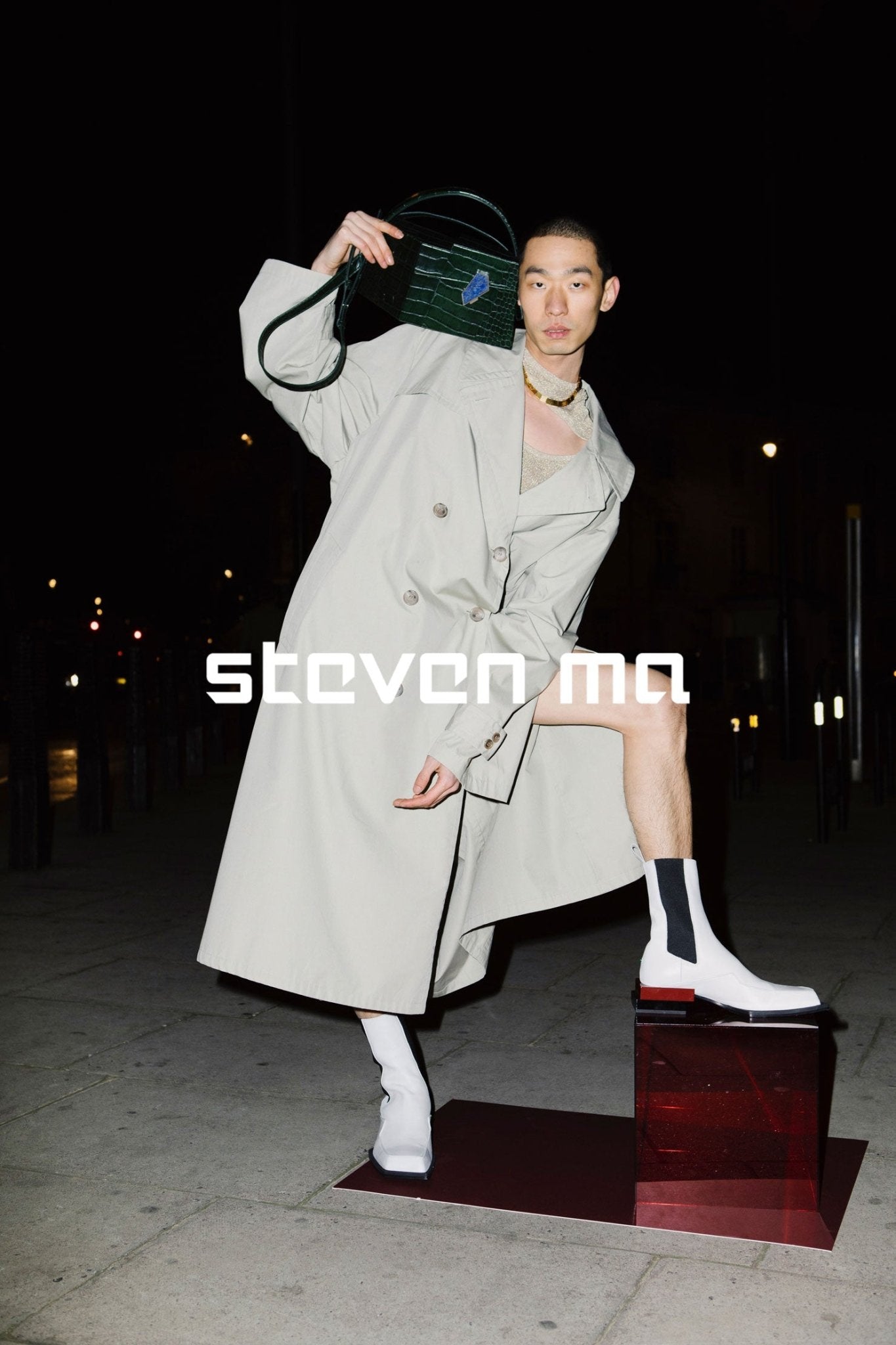 Designer: STEVEN MA - MACHINE-A