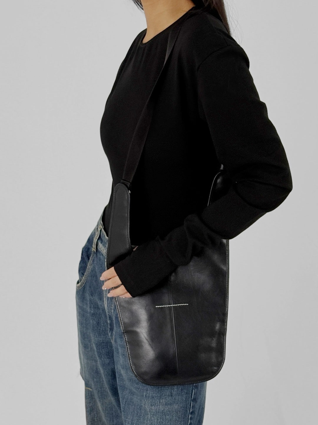 MM6 BAGS AVP - Shoulder Bag - SS25 - Black