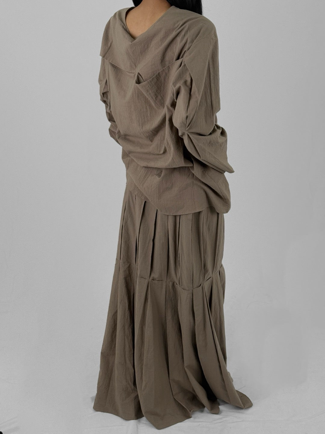 RUOHAN - Alba Pleated Skirt - AW25 - MUD