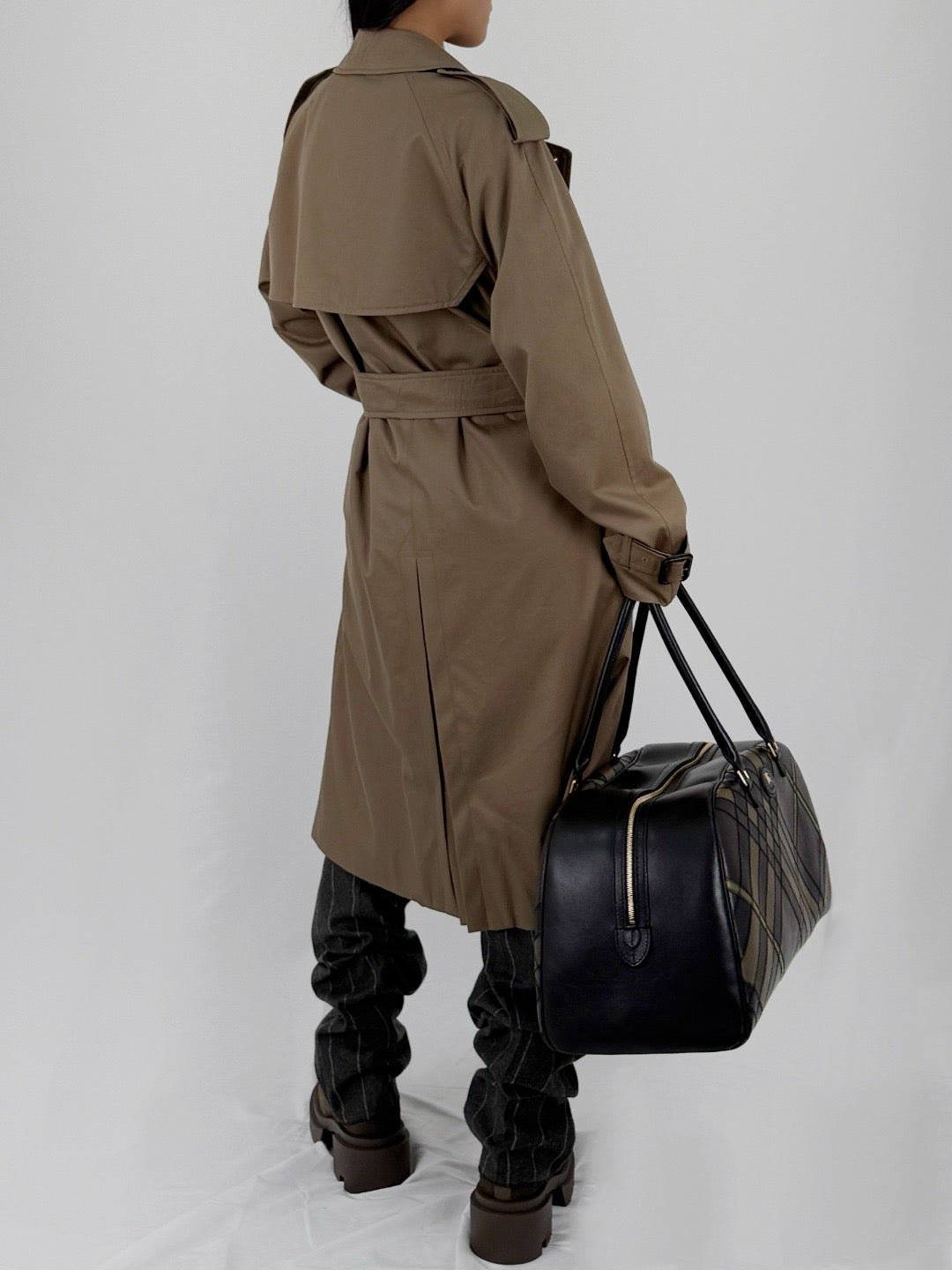 BURBERRY - M Holdall - AW25 - PEAT