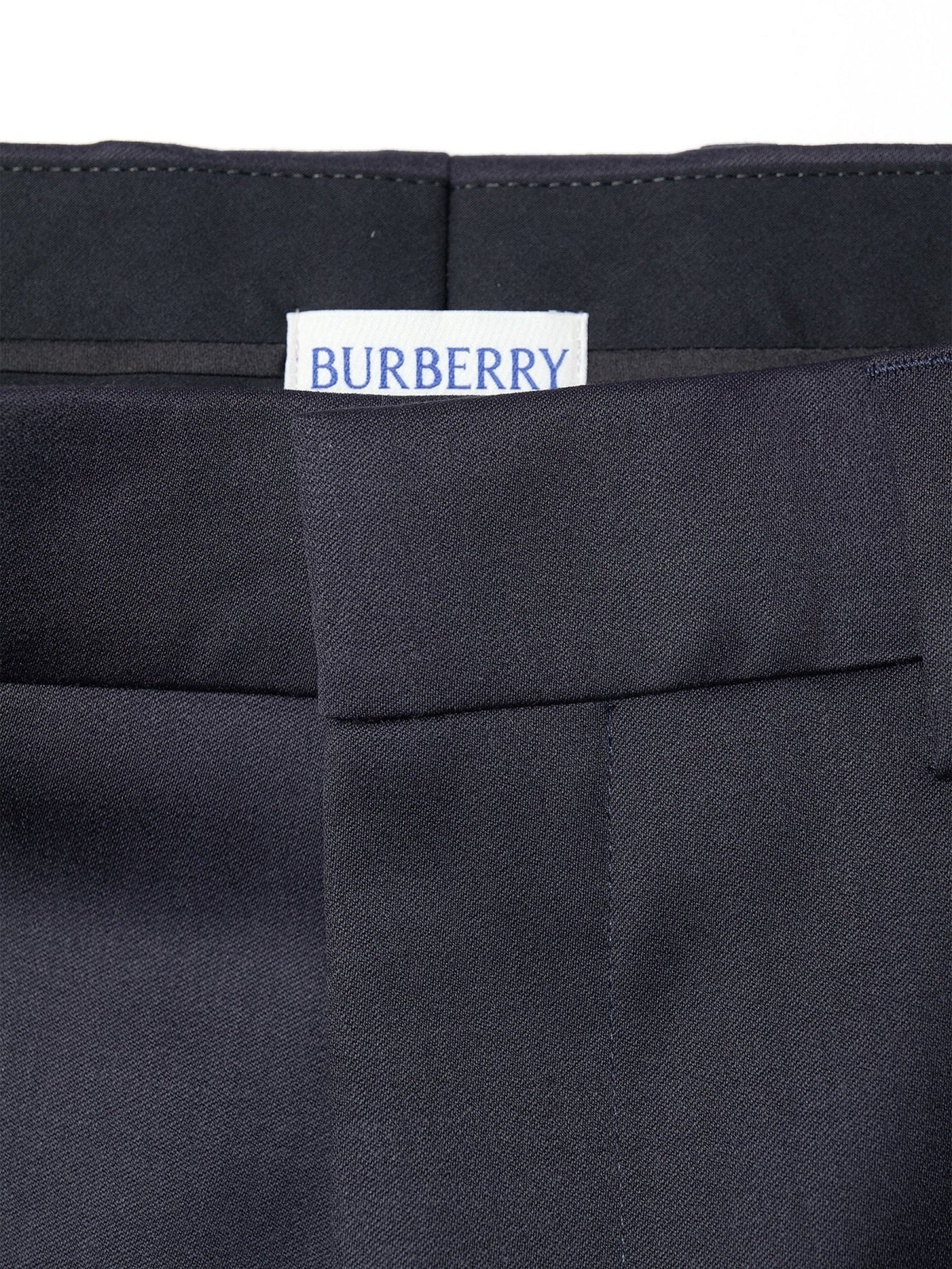 Burberry MIDNIGHT BLUE M:Irvine:178137:C6490