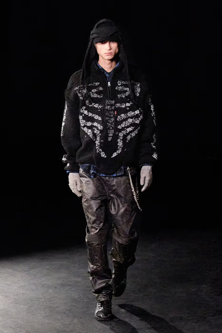 JUNTAE KIM Black Hooded Scarf Cap