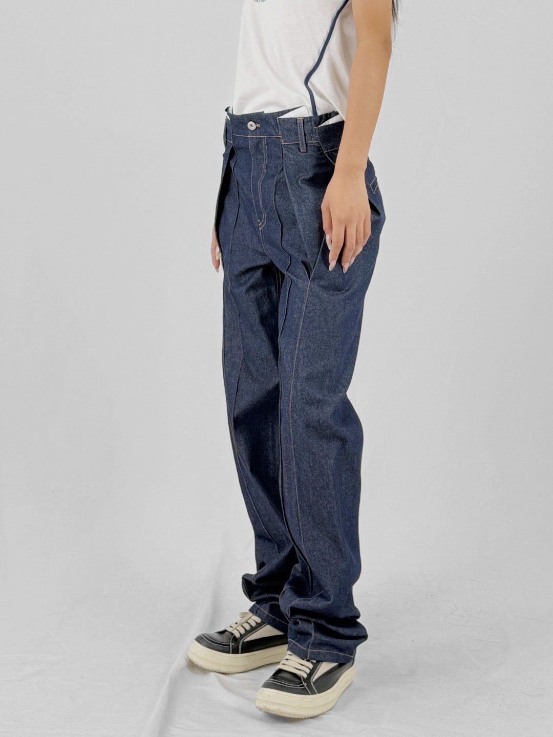 JUNTAE KIM - Gathered Belt Trousers - SS25 - BLUE