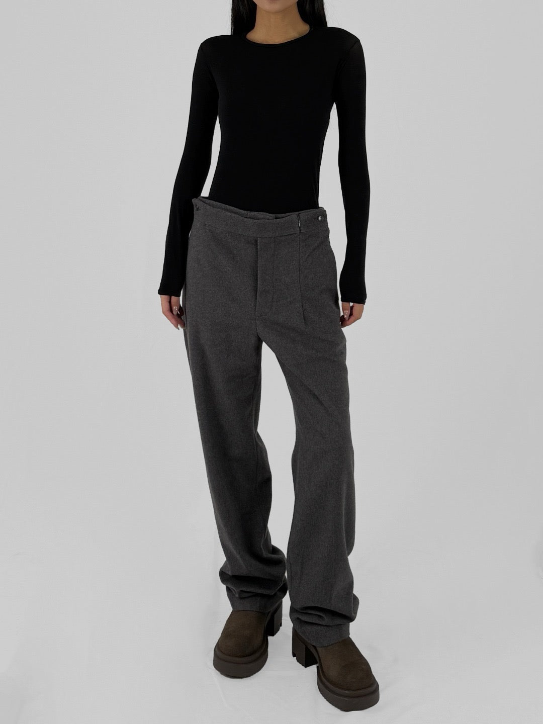 JUNTAE KIM - Tailored Flower Trousers - AW25 - GREY