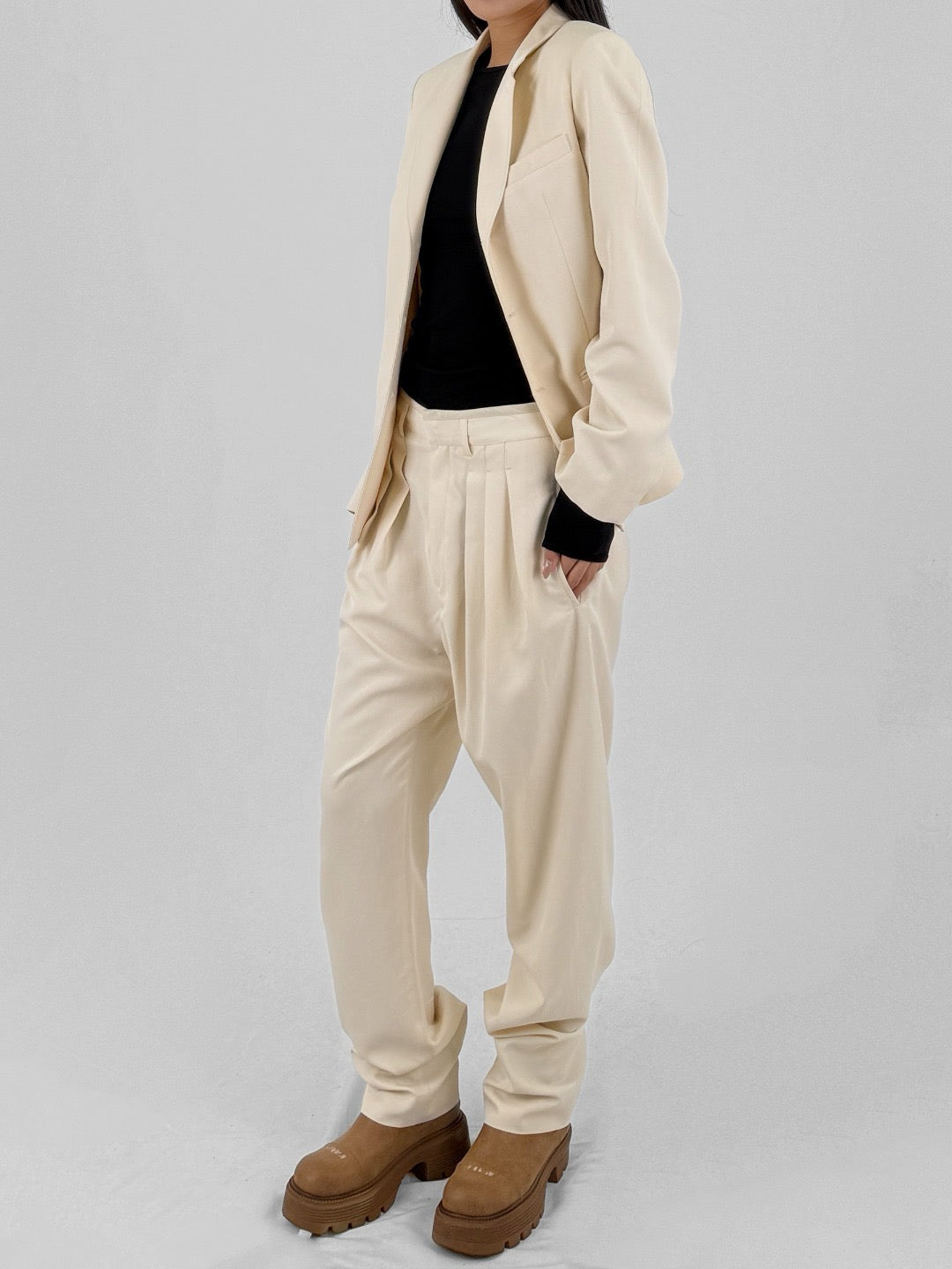 LEMAIRE - Pleated Tailored Pants - SS25 - LIGHTPOWDER