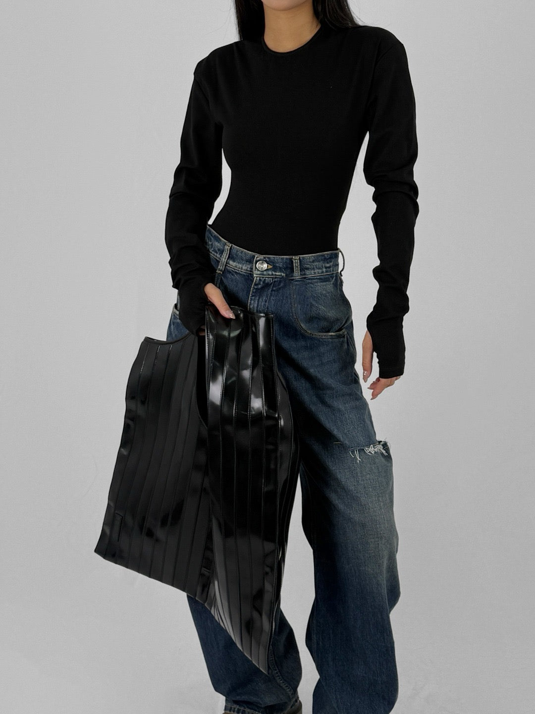 LOUIS GABRIEL NOUCHI - Leather Strips Tote - AW25 - BLACK 001
