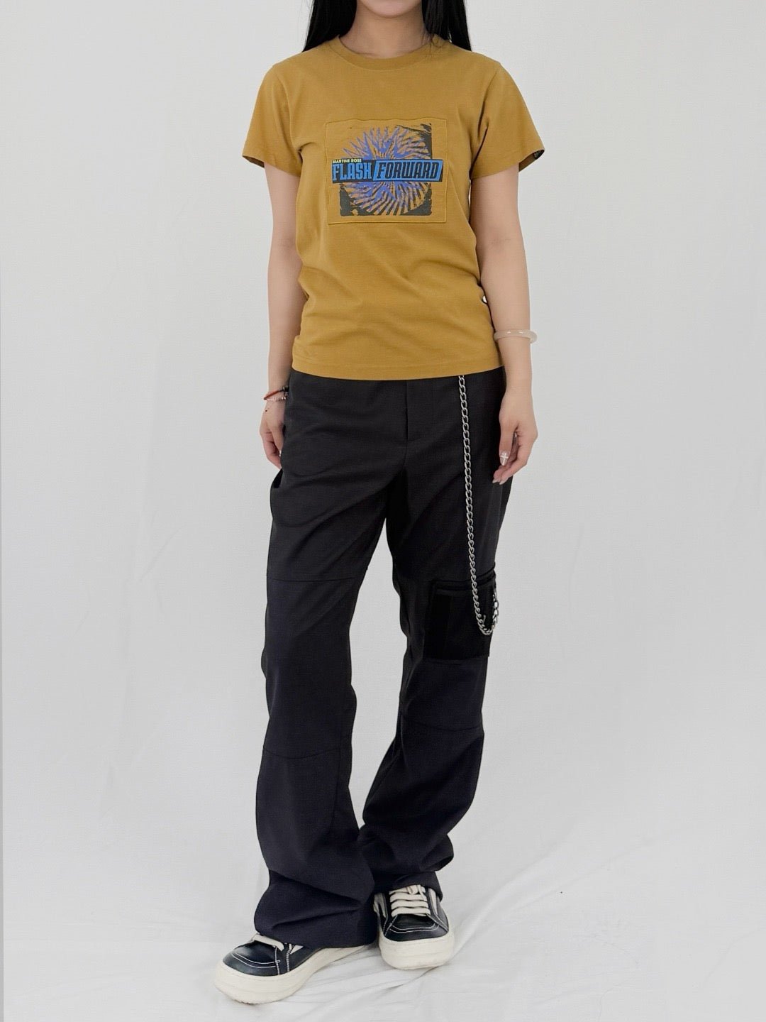 MARTINE ROSE - Shrunken T-Shirt - AW25 - BROWN TURMERIC FLASH FORWARD 2
