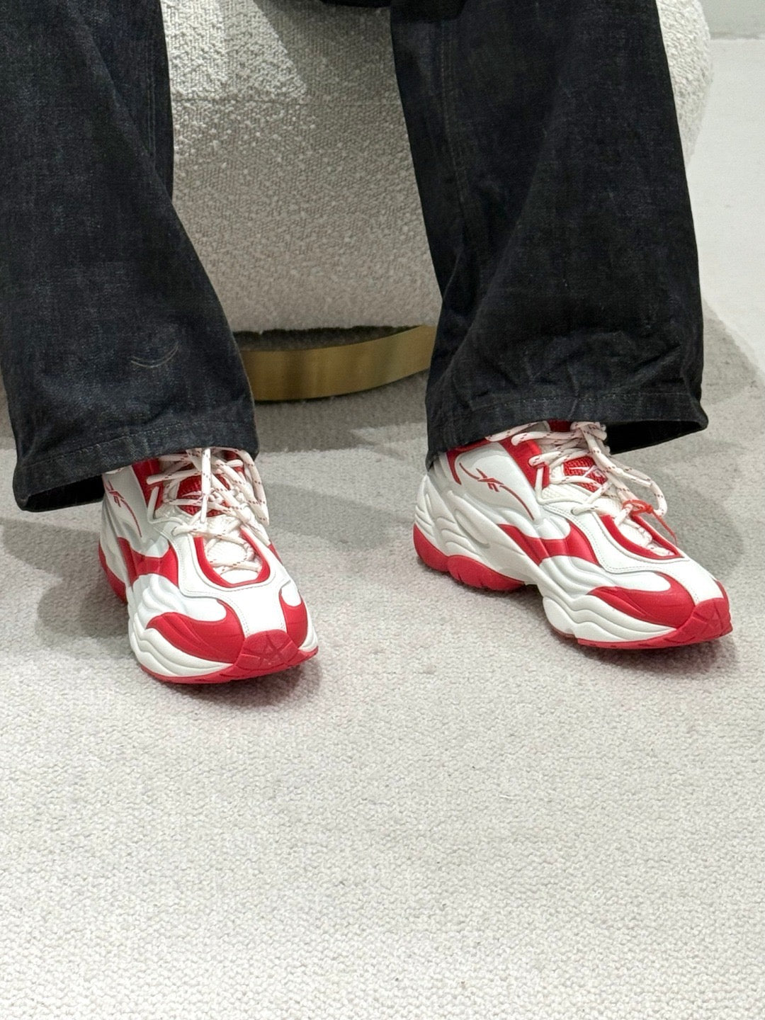 REEBOK White Red Dmx Run 6 Modern Sneakers - MACHINE-A