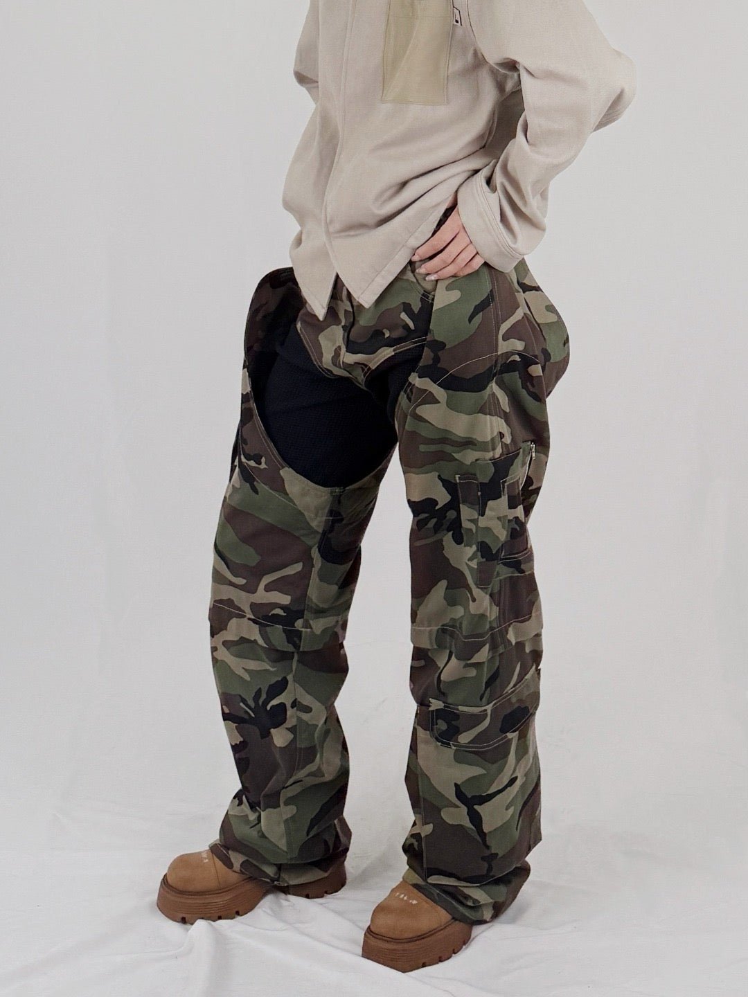 SRVC - Mecha Cargo Pants - AW25 - CAMO