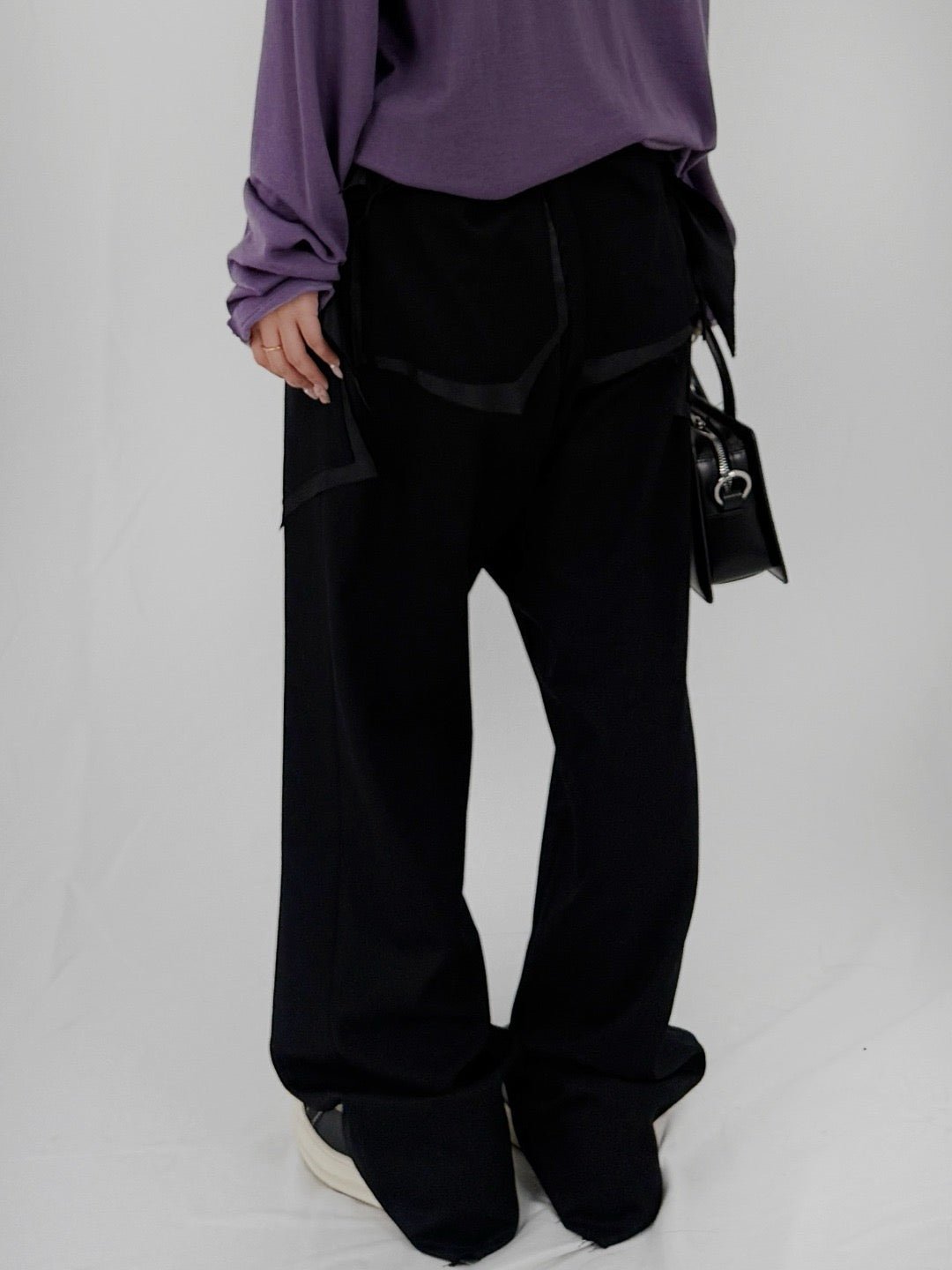 Sulvam - Outer Pocket Slacks - AW25 - BLACK