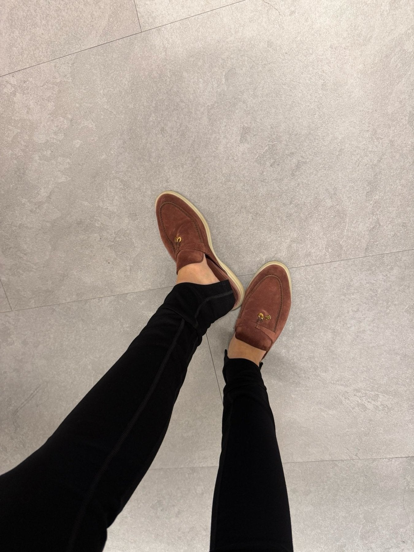 VAARA Black Everyday Legging Pants
